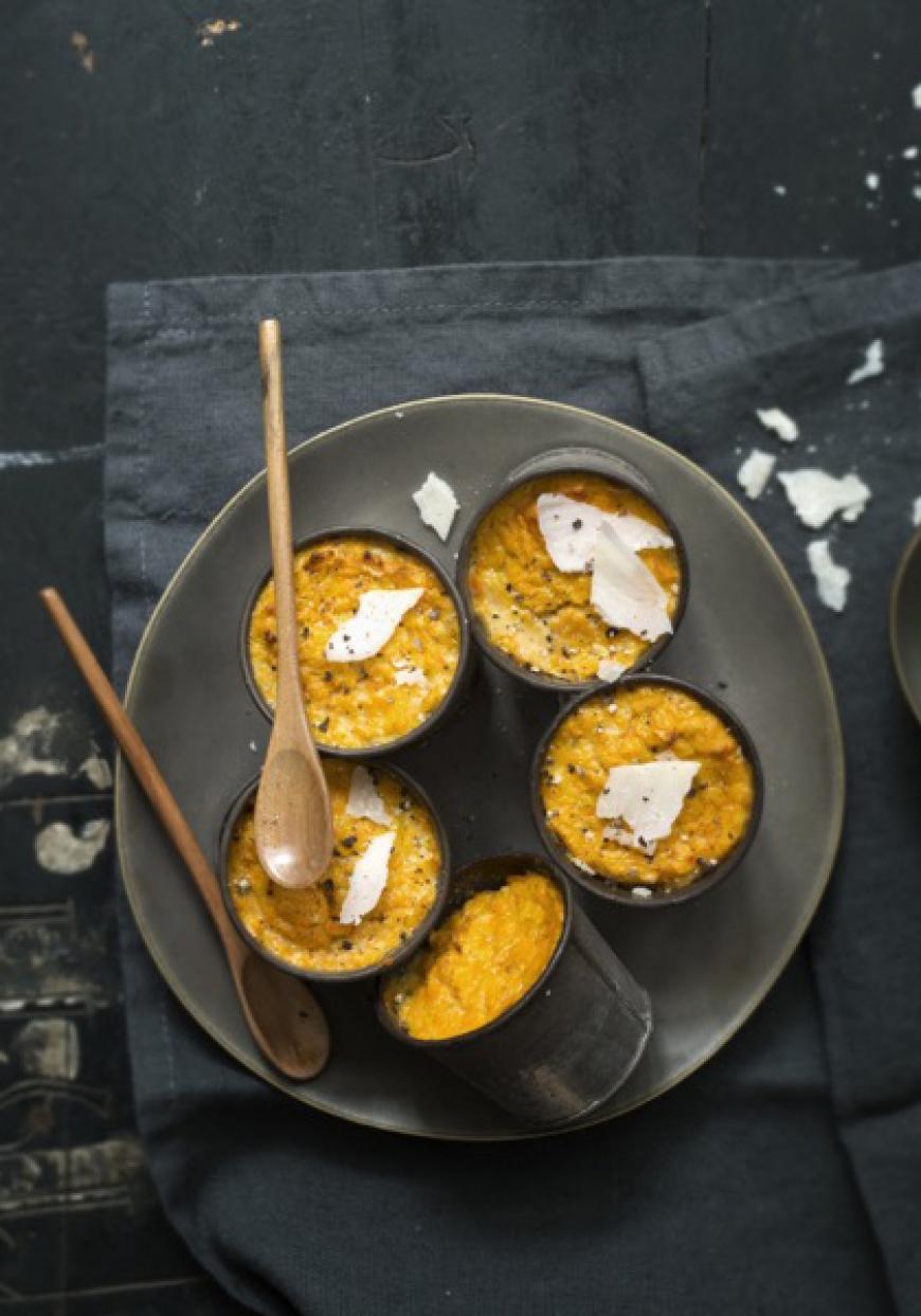 Petits flans de rutabaga et carotte au parmesan