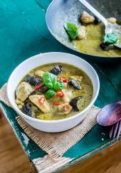 Curry vert au porc et aux aubergines