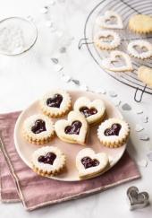 Petits biscuits à la confiture de fraises