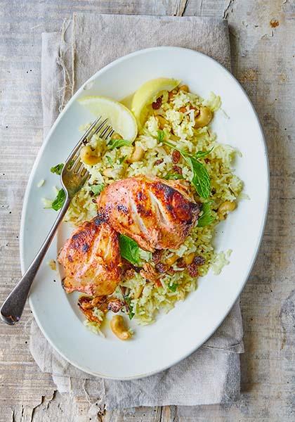 Poulet laqué, riz aux fruits secs