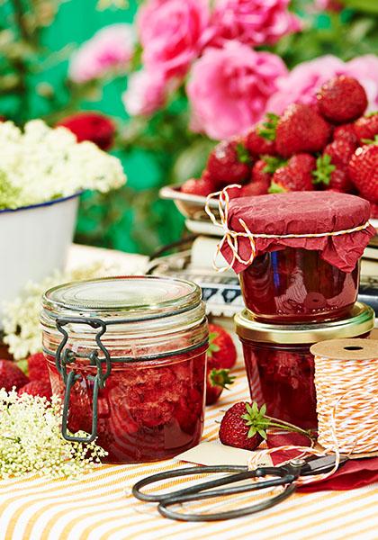 Confiture de fraises et fleurs de sureau