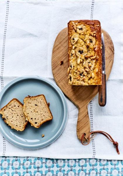 Bread cake à la banane et aux fruits secs