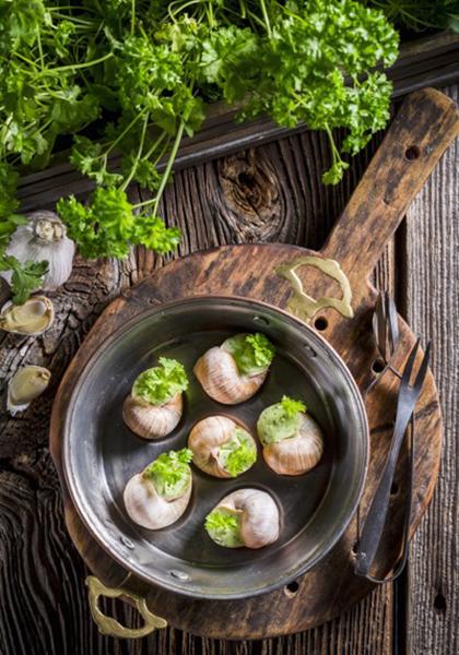 Escargots de Bourgogne au beurre persillé