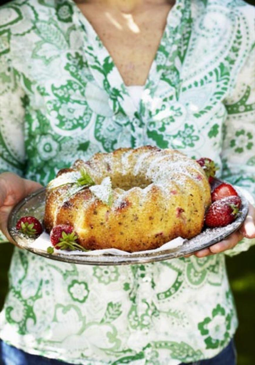 Gâteau fraise rhubarbe