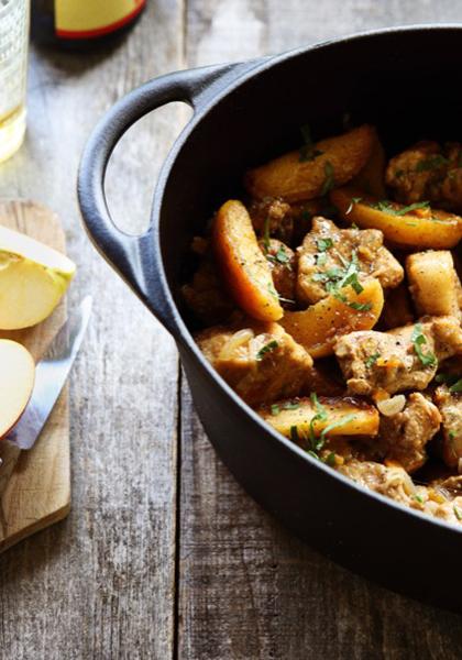 Sauté de porc aux pommes et au cidre