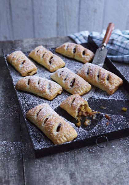 Chaussons aux pommes et aux fruits secs