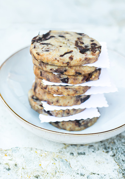 Cookies salés, parmesan olives noires