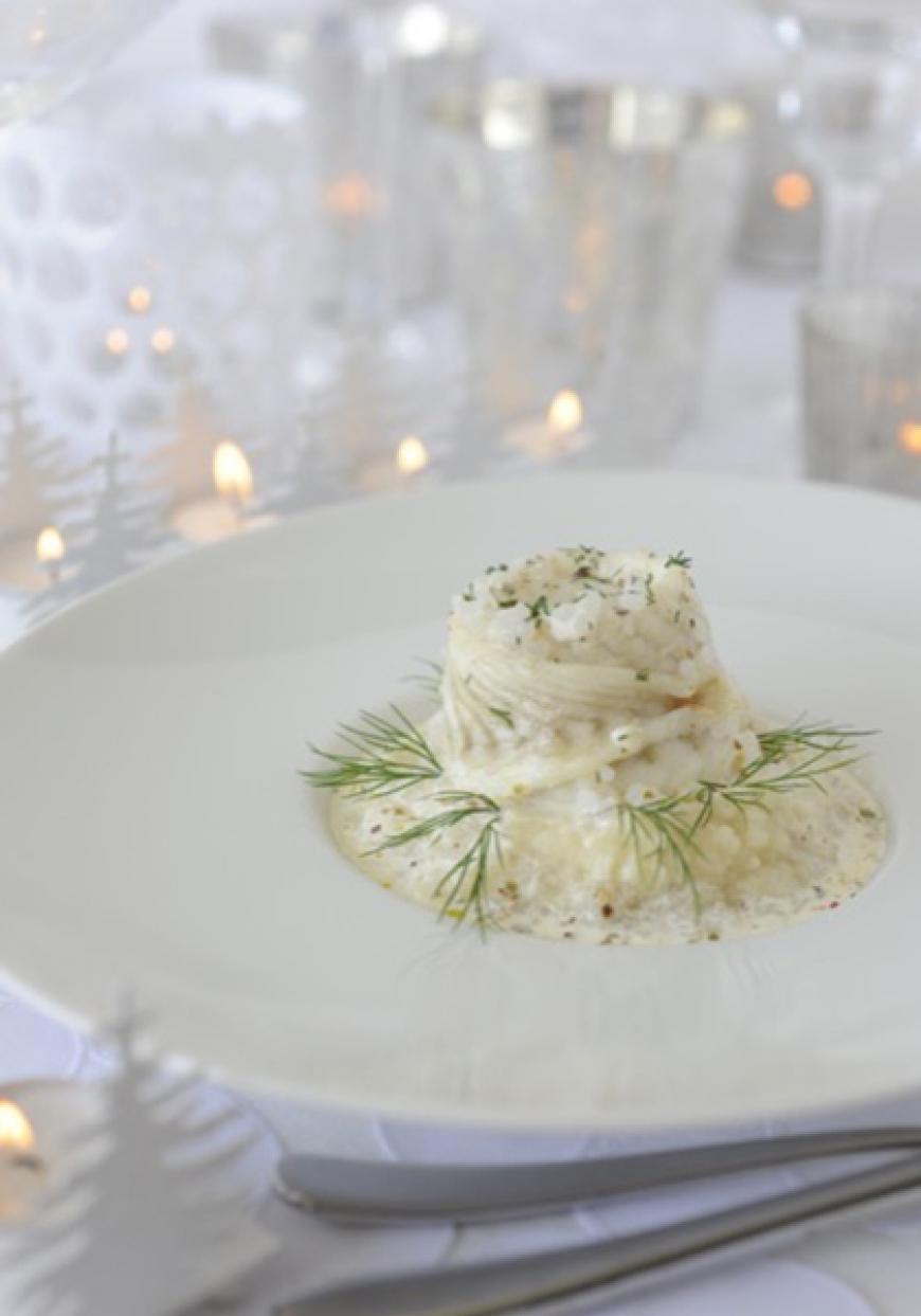 Filet de sole au céleri, perles du japon et crème d&#039;aneth