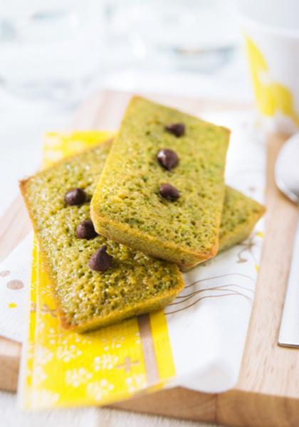 Financiers aux pistaches et pépites de chocolat