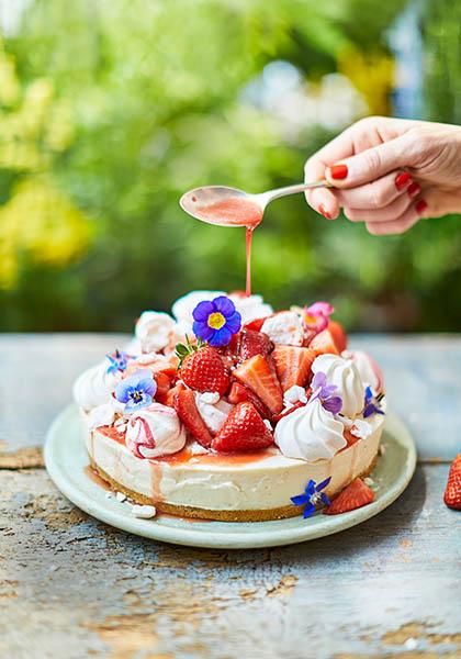 Cheesecake aux fraises et meringues