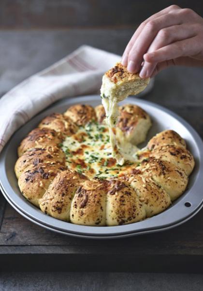 Pizza dip au fromage et ciboulette