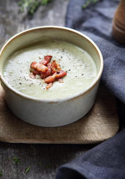 Soupe de pois cassés aux lardons