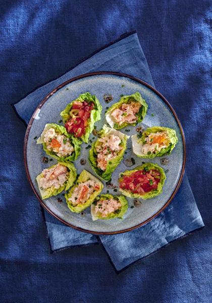 Rillettes de crabe et saumon en feuilles de laitue