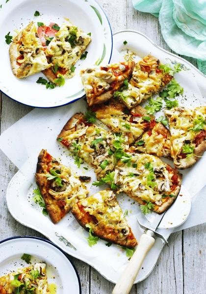 Pizza au poulet et aux champignons