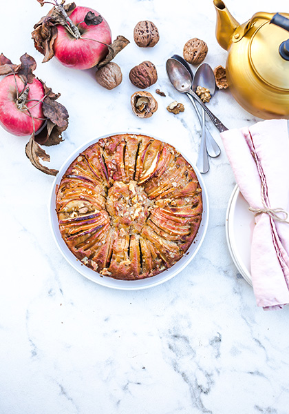 Gâteau aux pommes et noix à partager