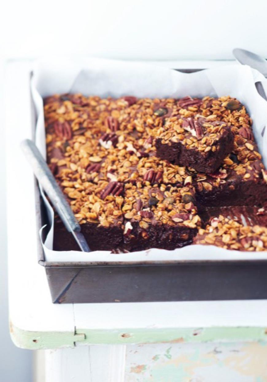 Brownie au granola et noix de pécan