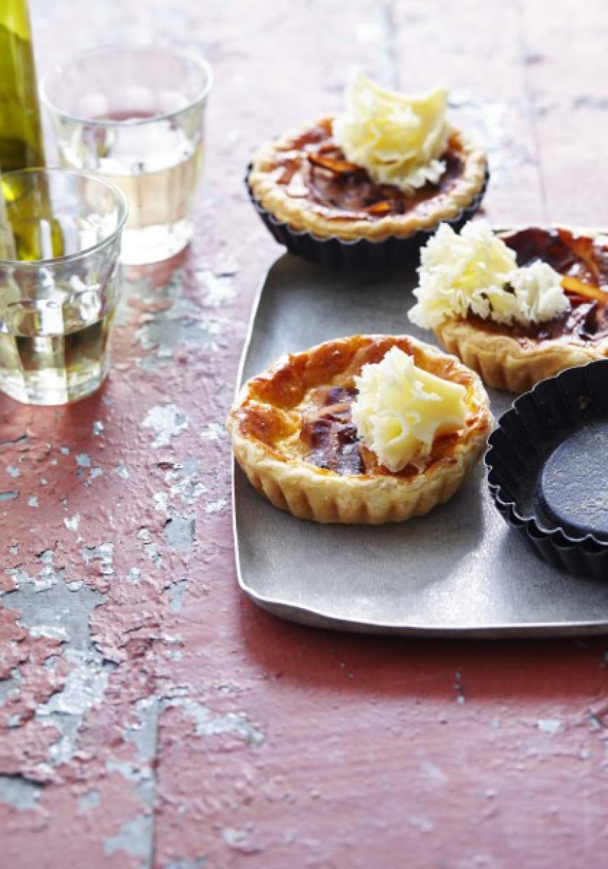 Mini quiches à l&#039;appenzeller et à la Tête de Moine