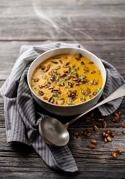 Velouté au potiron et graines de courge épicées