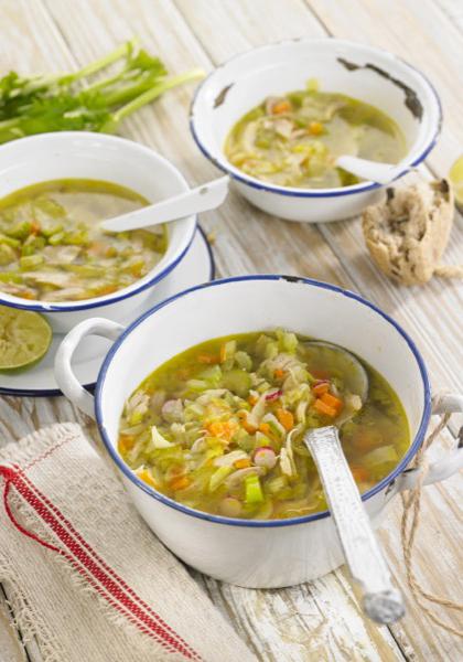 Soupe de légumes au poulet