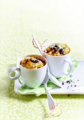 Mug cakes aux tomates et aux olives