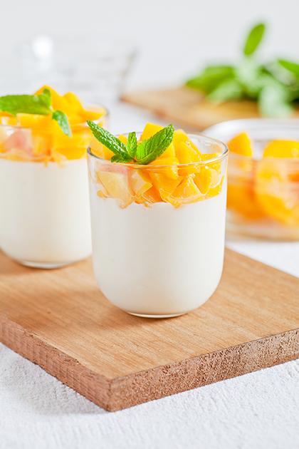 Verrine de panna cotta à la mangue