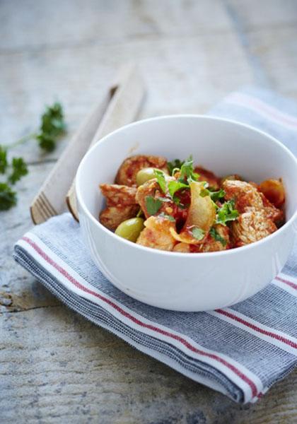 Sauté de veau à la tomate et aux olives