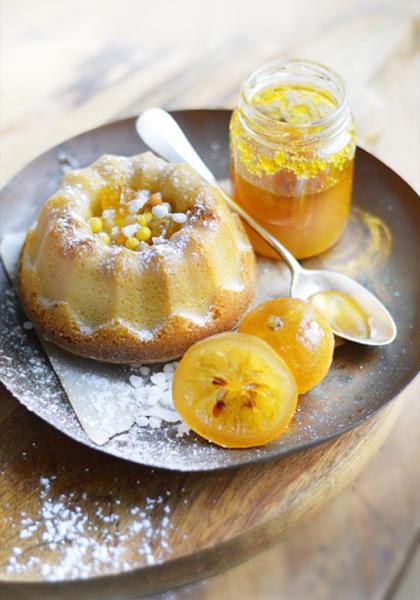 Petit kouglof aux fruits confits et au miel