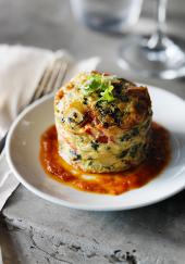 Petits flans de légumes aux herbes et coulis de tomates