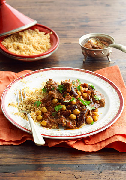 Tajine d’agneau aux dattes et pois chiches