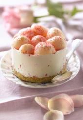 Petit cheesecake à la rose et au litchi