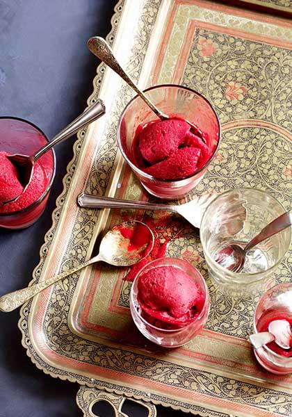 Sorbet aux framboises et à la rose