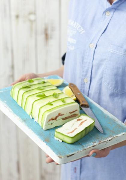 Terrine de fromage frais, saumon et concombre