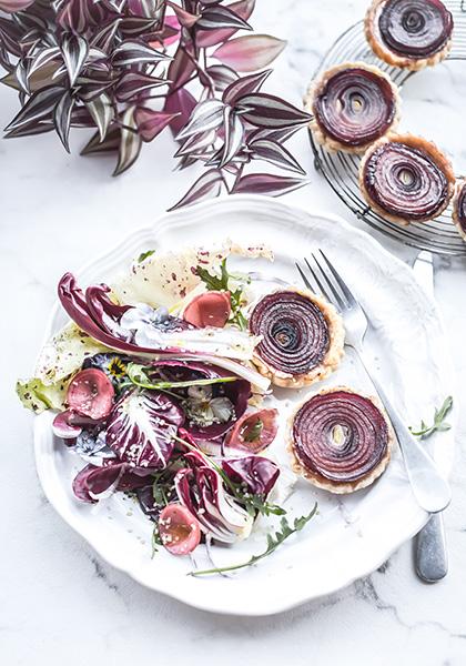 Tartelettes chèvre oignons rouges