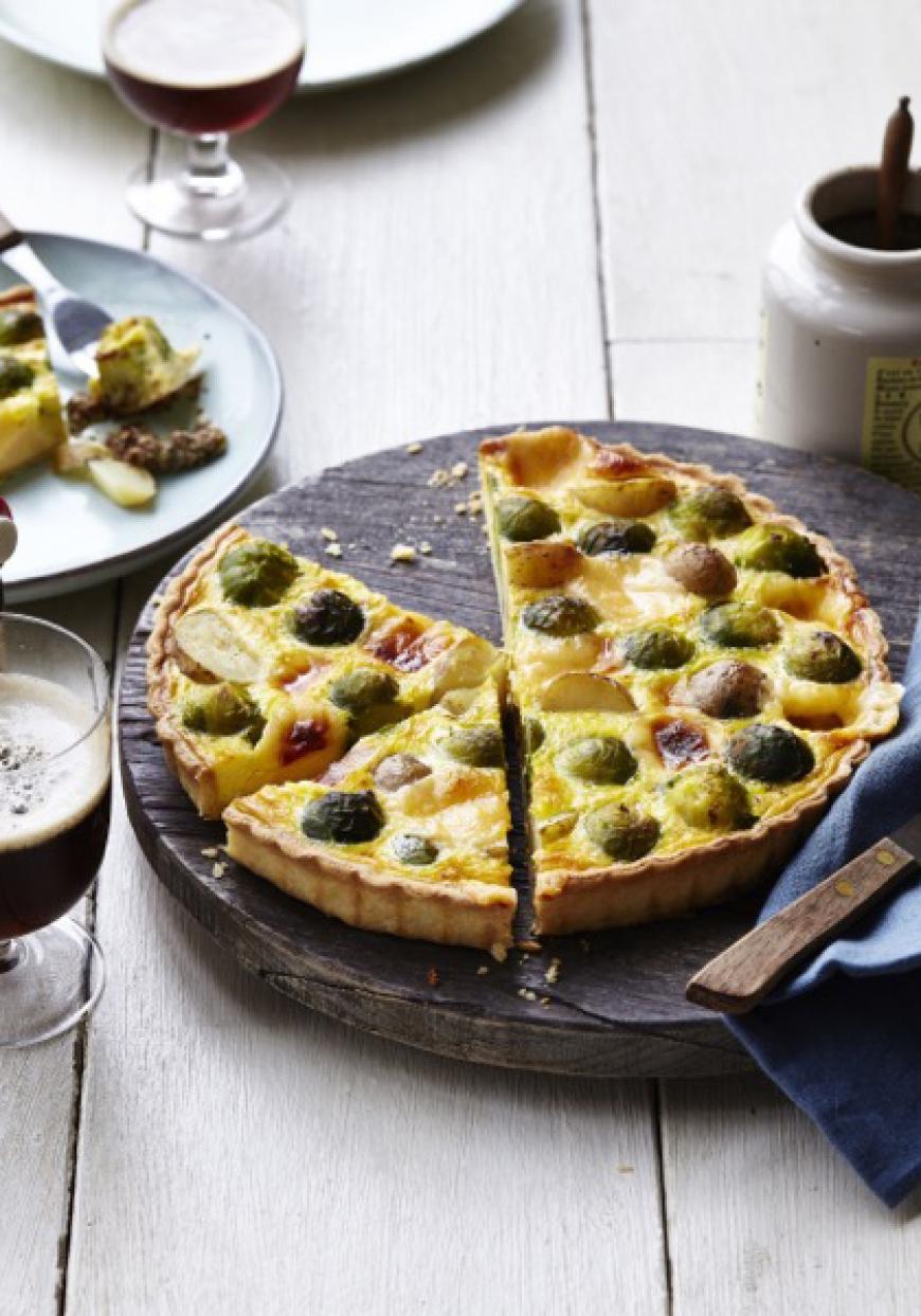 Quiche aux choux de Bruxelles et pommes de terre grenaille