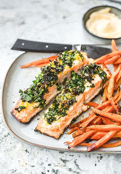 Saumons croustillants et frites de patate douce