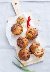 Muffins aux poivrons et oignons nouveaux