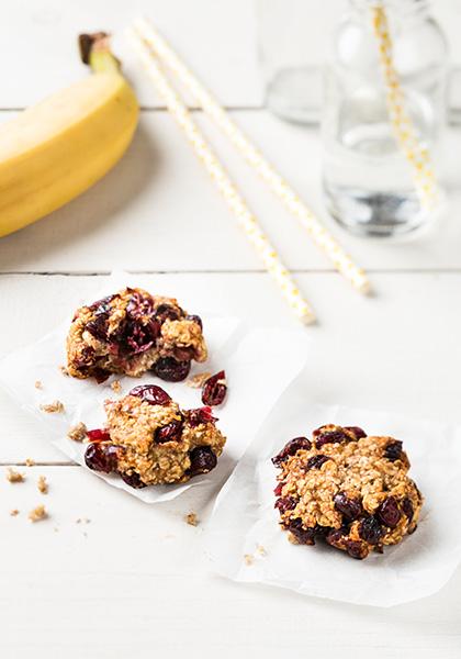 Petits cookies à la banane et cranberries