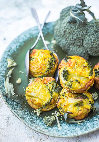 Quiches sans pâte truite fumée et brocolis