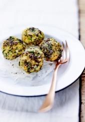 Falafels aux graines de chia, aux herbes fraîches et aux épices