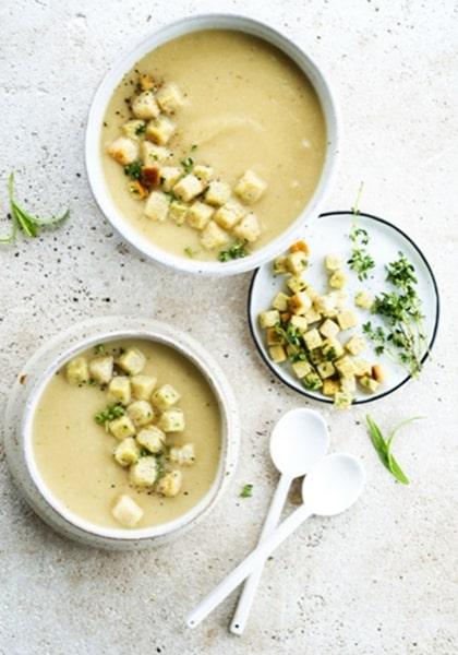 Soupe à l&#039;artichaut et croûtons