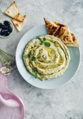 Houmous de haricots blancs au pesto de pistaches