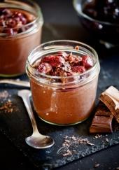 Mousse au chocolat aux cerises